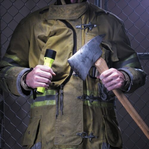 Linterna Pelican™ 2410 StealthLite™ Amarilla